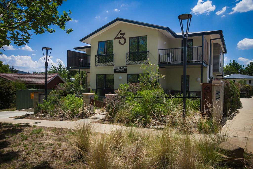 One Of A Kind Apartments Canberra Esterno foto
