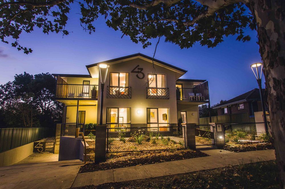 One Of A Kind Apartments Canberra Esterno foto