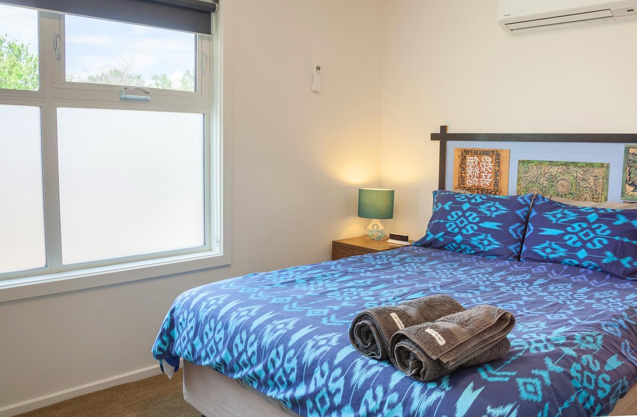 One Of A Kind Apartments Canberra Esterno foto