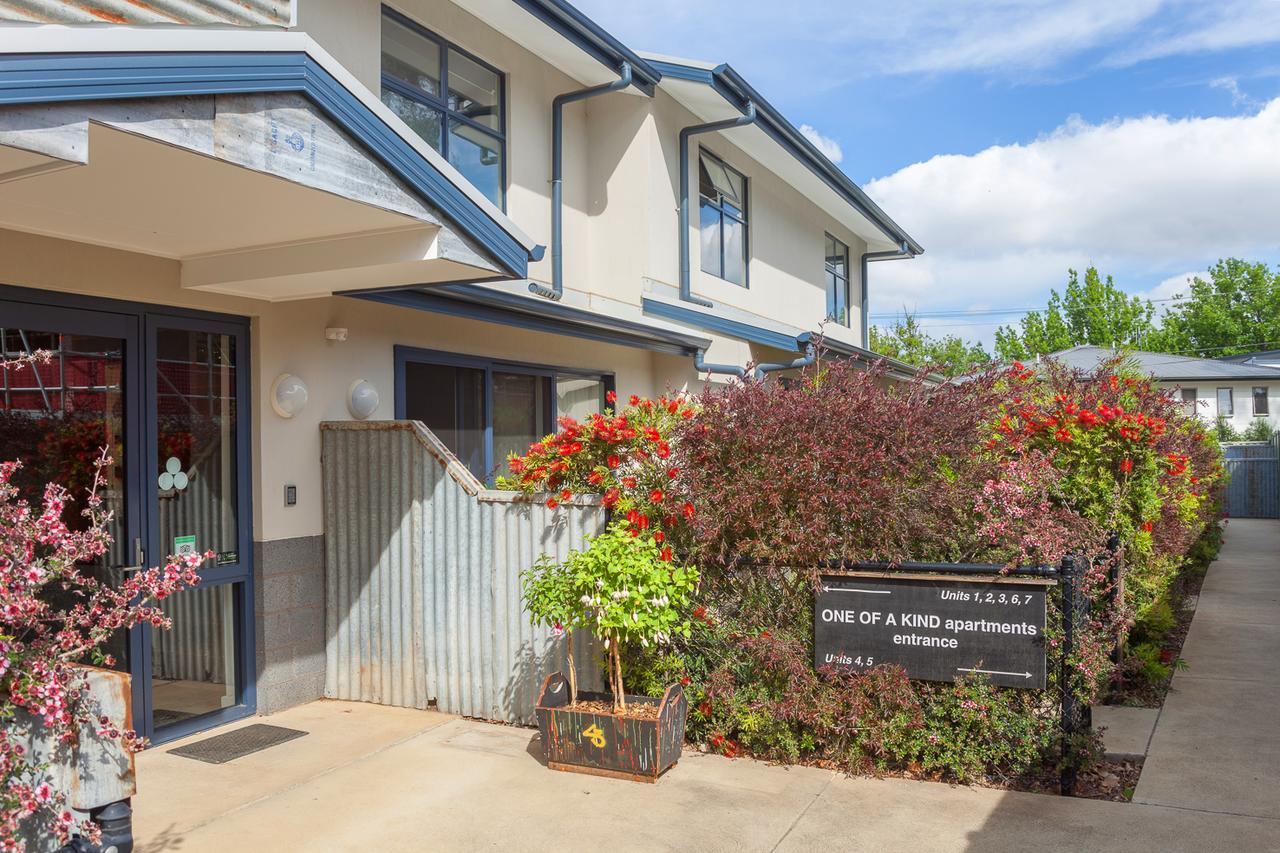 One Of A Kind Apartments Canberra Esterno foto