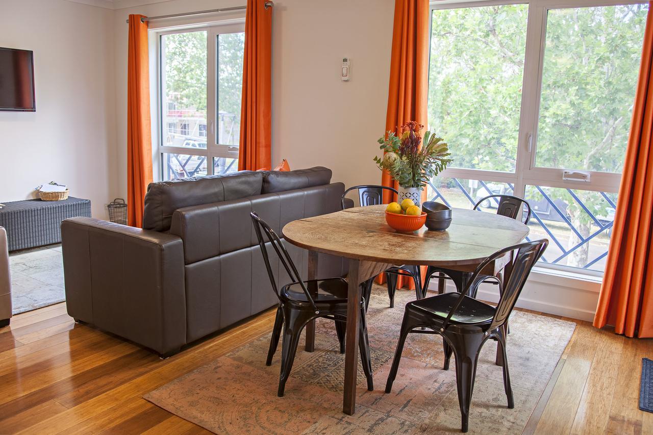 One Of A Kind Apartments Canberra Esterno foto