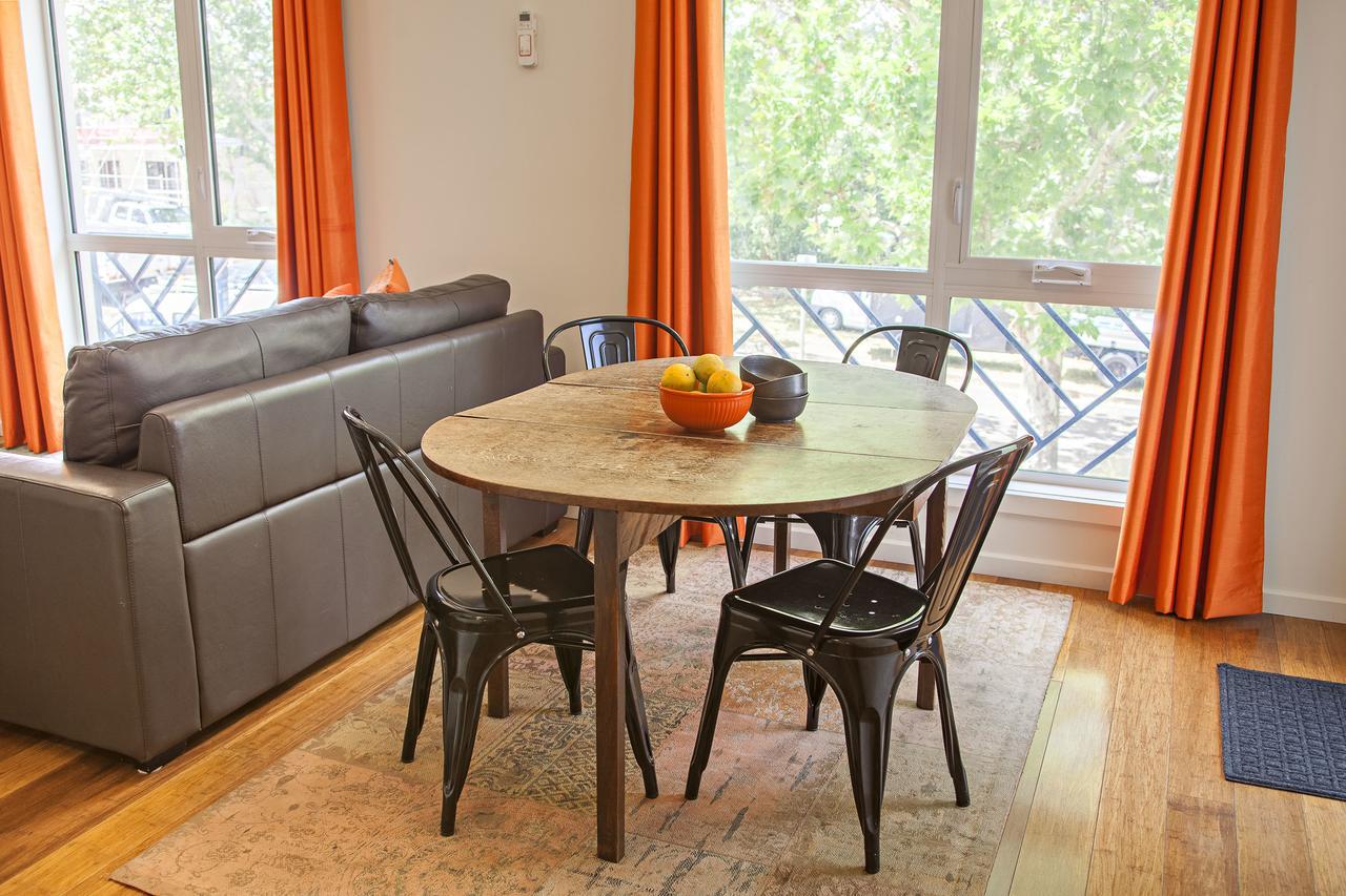 One Of A Kind Apartments Canberra Esterno foto